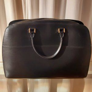 Authentic  Louis Vuitton EPI Leather Alma GM Bag